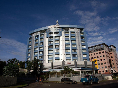 塔努阿广场酒店