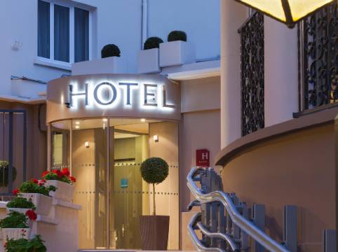 TRYP巴黎布蘭馳楓丹酒店