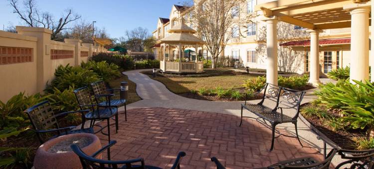 亚历山德里亚机场拉昆塔温德姆套房酒店(La Quinta Inn & Suites by Wyndham Alexandria Airport)图片