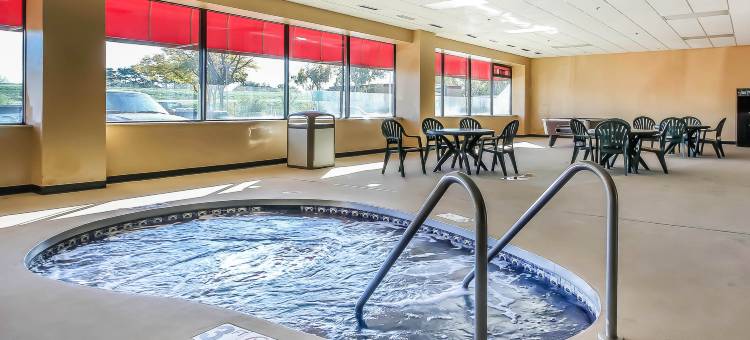 舒适套房酒店(Comfort Inn &amp; Suites)图片