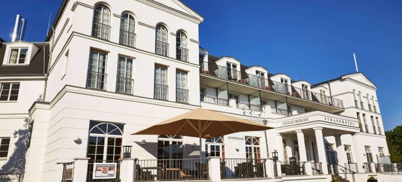 钦格斯特斯坦德酒店(Strandhotel Zingst)图片