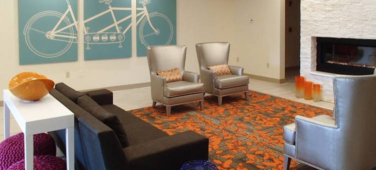 Best Western Erie Inn  Suites图片