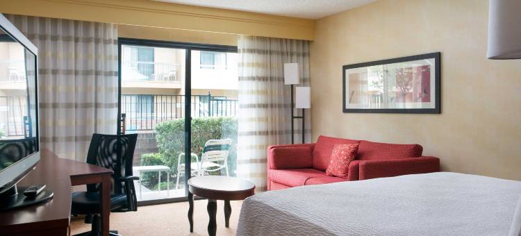 圣何塞库比蒂诺万怡酒店(Courtyard San Jose Cupertino)图片