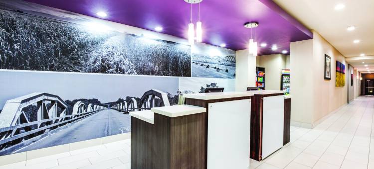 韦瑟福德拉昆塔温德姆套房酒店(La Quinta Inn & Suites by Wyndham Weatherford OK)图片