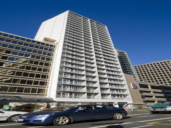 巴克萊套房酒店