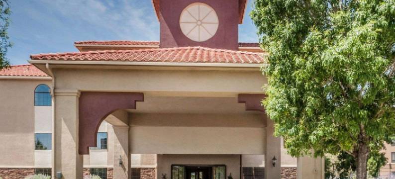 阿尔伯克基西凯艺套房酒店(Quality Inn & Suites Albuquerque West)图片