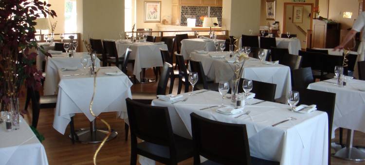 麦克唐纳普拉斯塔尔加斯假日度假村(Macdonald Plas Talgarth Resort)图片