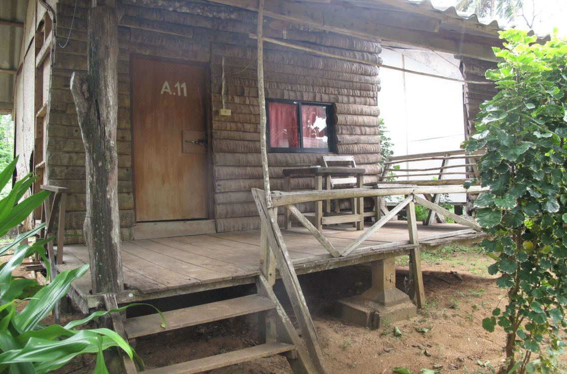 Klong Jark Bungalow Hotel Reviews And Room Rates - 