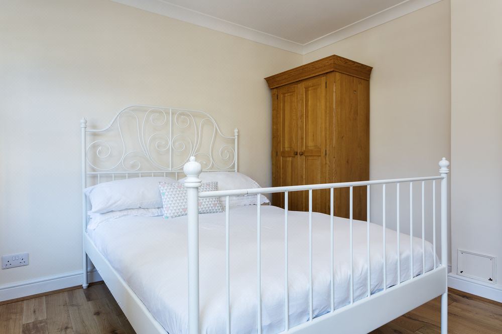 Veeve 3 Bed Flat With Parking Walford Road Stoke - 