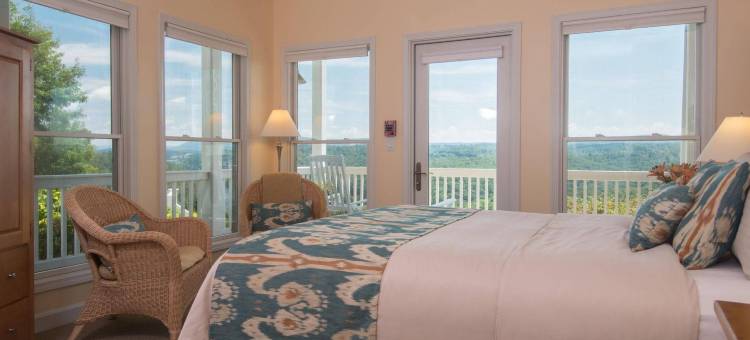 河湾酒店(Inn at Riverbend)图片