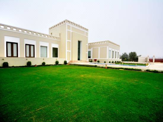 Achrol Niwas A Treehouse Resort Jaipur Hotel Reviews And Room