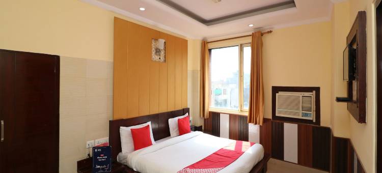 OYO 3735 Hotel Chilana Tower图片