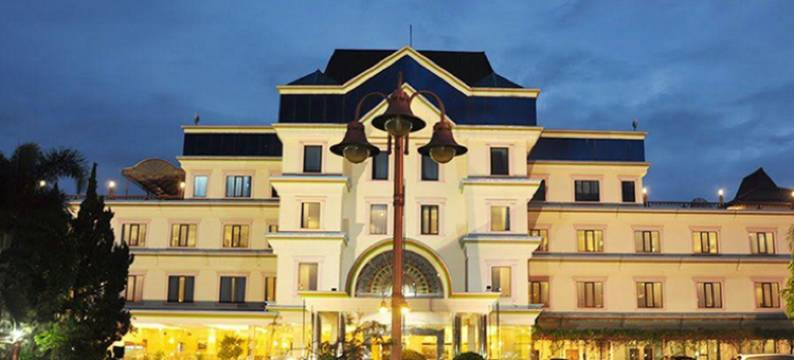 普瑞克哈图利斯提瓦酒店(Puri Khatulistiwa)图片