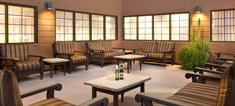 斯科特斯德旧城区万怡酒店(Courtyard Scottsdale Old Town)图片