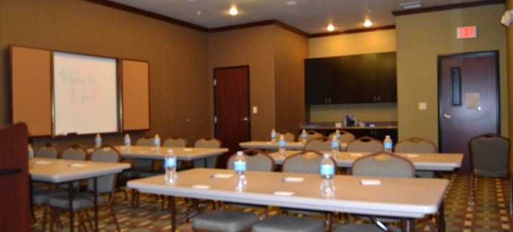 智选假日套房酒店希伯泉(Holiday Inn Express & Suites Heber Springs)图片