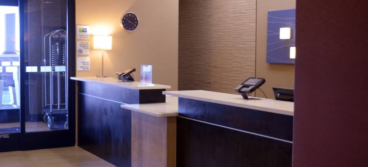 智选假日套房酒店罗克堡(Holiday Inn Express & Suites Denver South - Castle Rock)图片