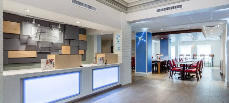 智选假日套房酒店芝加哥MIDWAY机场(Holiday Inn Express & Suites Chicago-Midway Airport)图片