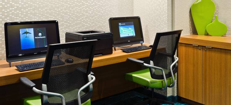 索内斯塔精选西雅图伦顿套房酒店(Sonesta Select Seattle Renton Suites)图片