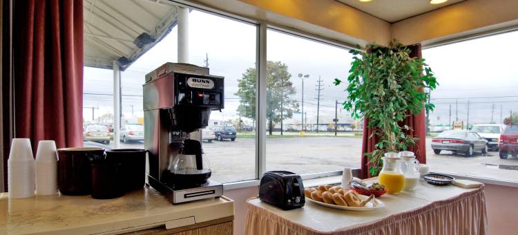 Travelodge by Wyndham Cleveland Airport图片