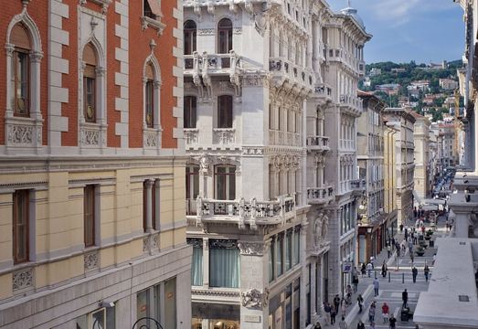 Palace Suite Hotel Overview