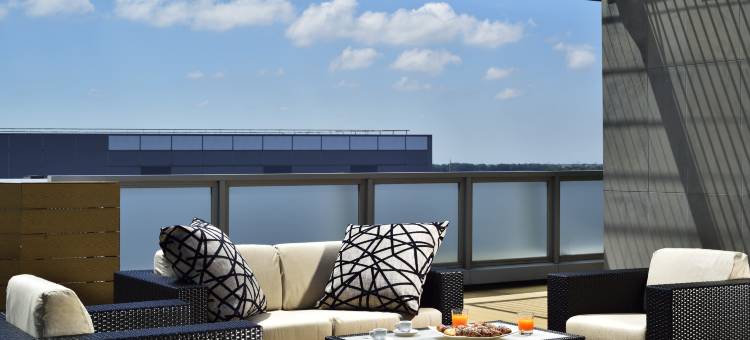 乌纳酒店米兰 1 号法义公寓式酒店(UNA Hotels The One Milano Hotel & Residence)图片