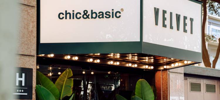 时髦&精简天鹅绒住宿(Chic & Basic Velvet)图片