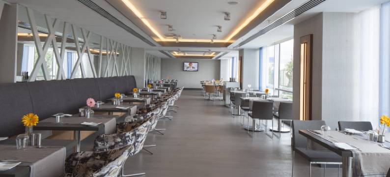 温德姆华美达酒店及套房-伊兹密尔凯马尔帕萨(Ramada Hotel & Suites by Wyndham Izmir Kemalpasa)图片