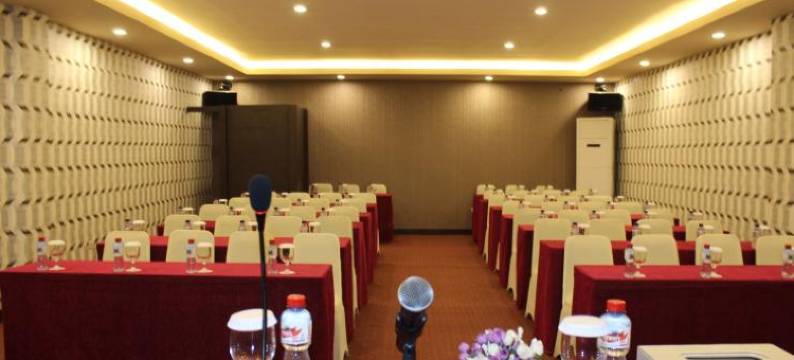 肯达里德布里兹酒店(D'Blitz Hotel Kendari)图片