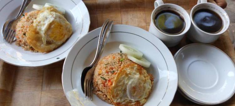 拉兰图卡日出酒店(Sunrise Hotel Larantuka)图片