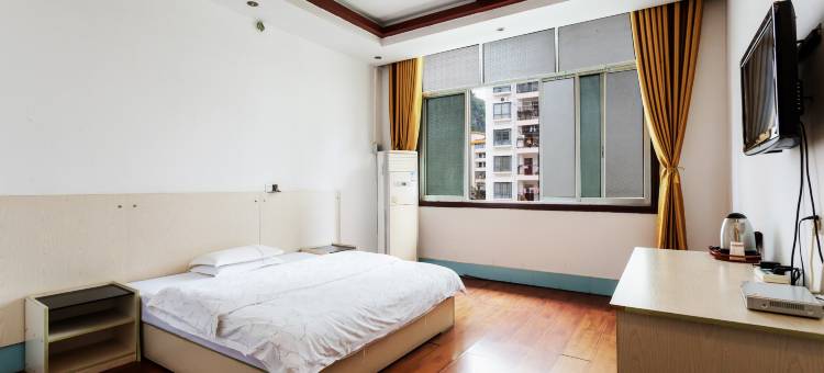 德保红山园大酒店图片