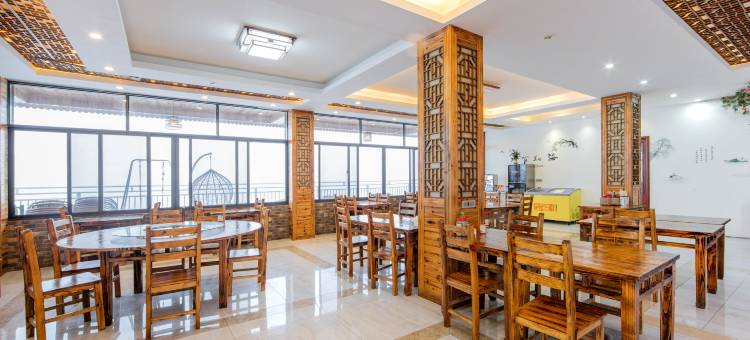龙脊·云山居民宿(九龙五虎观景台店)图片