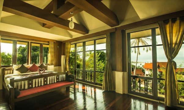 The Villa Hacienda Hotel Overview