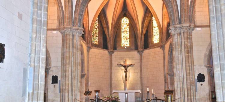 讷韦尔贝尔纳黛特索比罗斯住宿加早餐旅馆(Espace Bernadette Soubirous Nevers)图片
