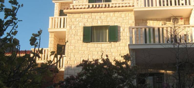 皮耶里诺公寓式酒店(Apartments & Rooms Pierino)图片