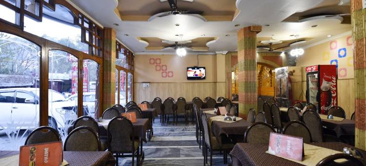 OYO 26909 Hotel Paras图片