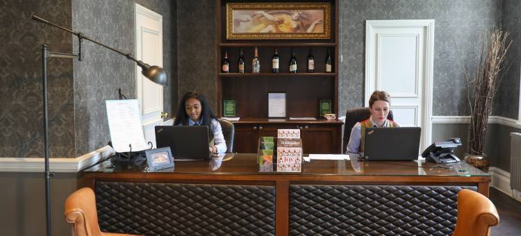 温布尔登杜文堪尼扎罗之家酒店(Hotel du Vin Cannizaro House Wimbledon)图片