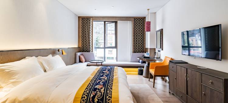 理县古尔沟温泉山庄图片