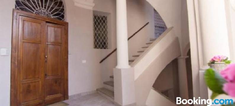 蒙多福赖登公寓(Mondovì Ridente)图片