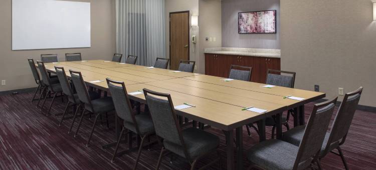 波士顿米尔福德索尼斯塔精选酒店(Sonesta Select Boston Milford)图片