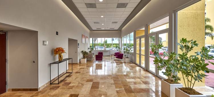 伊拉普阿托城市快捷酒店(City Express by Marriott Irapuato)图片