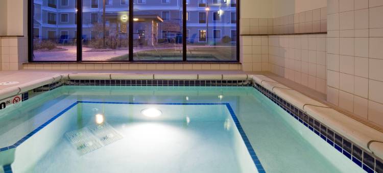 Staybridge Suites Milwaukee West-Oconomowoc by IHG图片