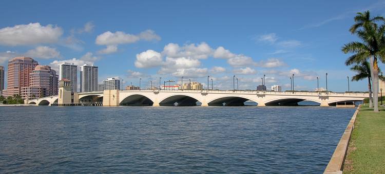 西棕榈滩万豪三角洲酒店(Delta Hotels by Marriott West Palm Beach)图片