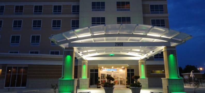琼斯伯勒假日酒店(Holiday Inn JONESBORO by IHG)图片