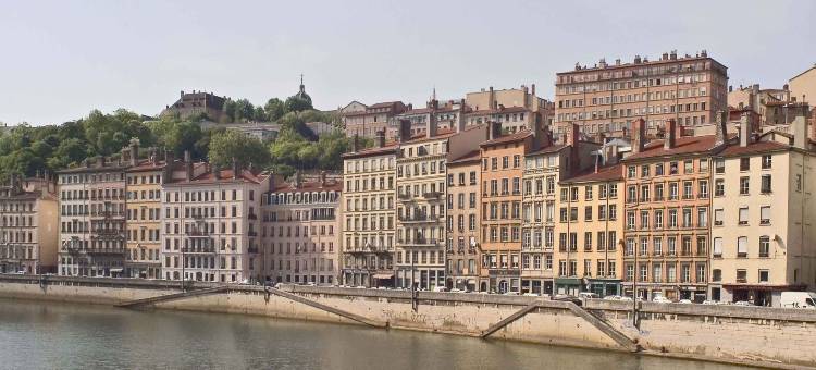 里昂东部香波尼美居酒店(Hôtel Mercure Lyon Est Chaponnay)图片