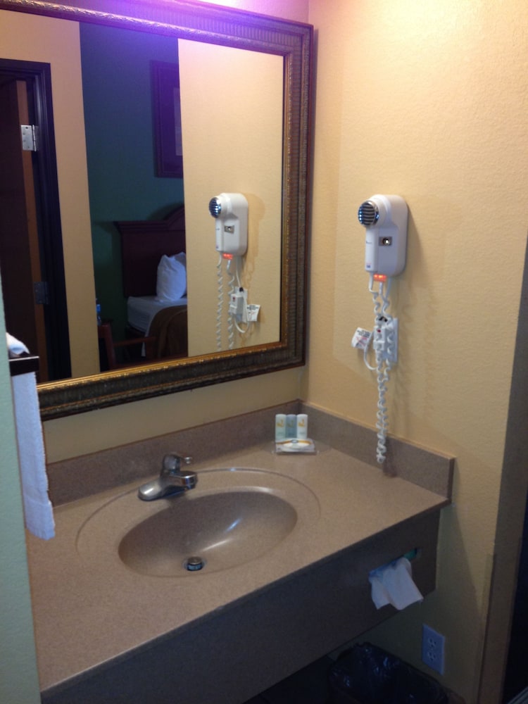 Days Inn Suites By Wyndham San Antonio North Stone Oak Updated 2022 Room Reviews Deals Trip Com - Bathroom Vessel Sink Wash Tub San Antonio Tx Days Inn Suites By Wyndham San Antonio North Stone Oak Updated 2022 Room Reviews Deals Trip Com - Bathroom Vessel Sink Wash Tub San Antonio Tx