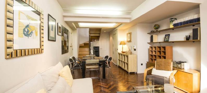 阿拉伊亚假日公寓马奎斯雷佳尼斯套房酒店(Alaia Holidays Apartments & Suite Marqués de Leganés)图片