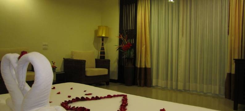 华欣瓦纳雷酒店(Wannara Hotel Hua Hin)图片