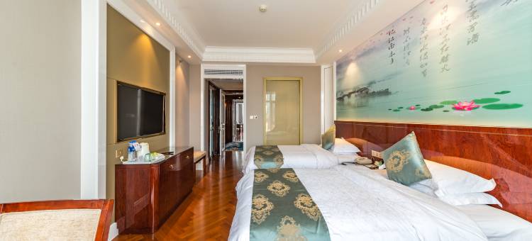 格林东方酒店(建湖欧堡利亚生活广场店)图片