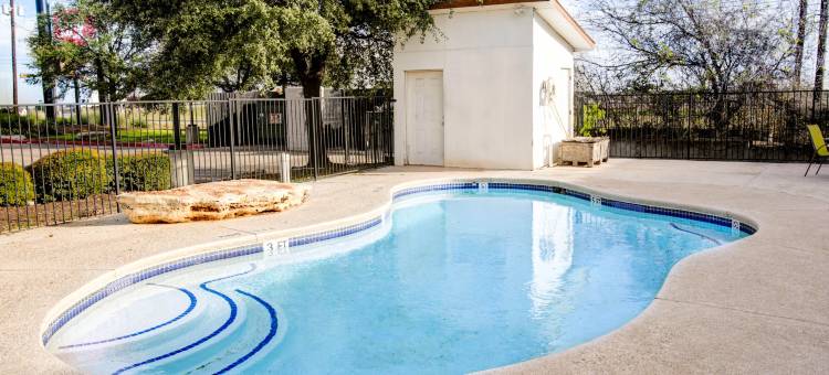 得克萨斯州乔治敦 6 号汽车旅馆(Motel 6 Georgetown, TX)图片