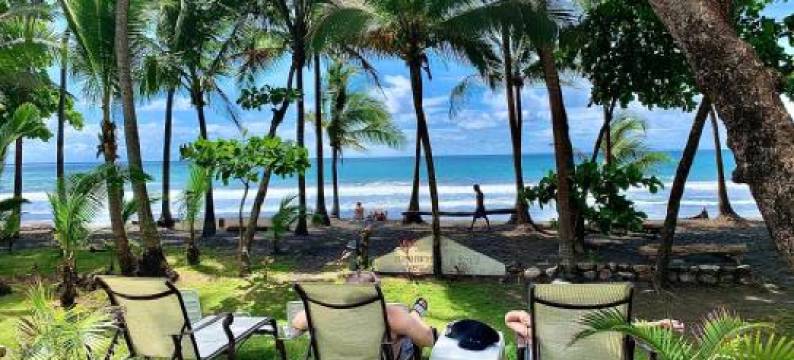 维斯塔埃尔莫萨海滩前酒店(Hotel Beachfront Vista Hermosa)图片